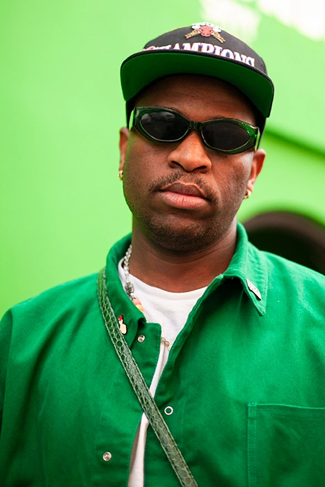 Pantone Green